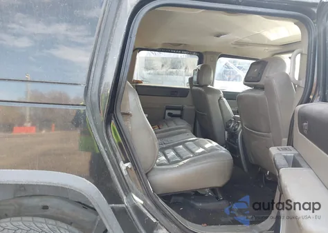 2003 Hummer H2 z USA, uszkodzony, nr VIN 5GRGN23U73H114611